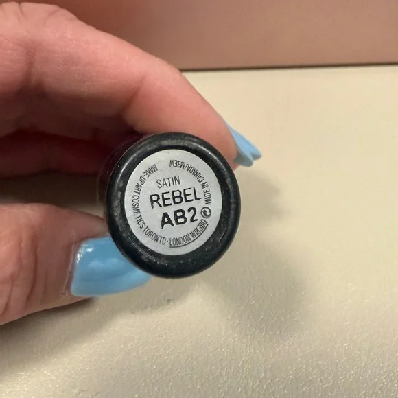 Mac Rebel Lipstick-Deep Berry Color - Picture 5 of 5